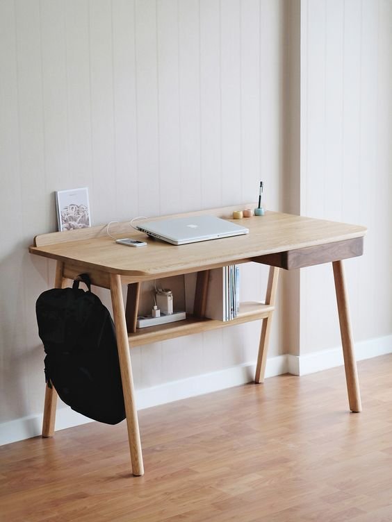 Meja Kantor Minimalis Sakura Kayu Sungkai